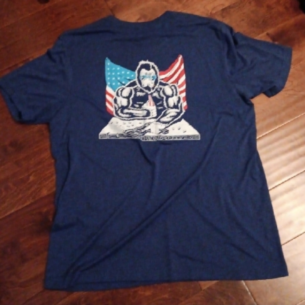 NFG Lunkers Mens XL Shirt Blue